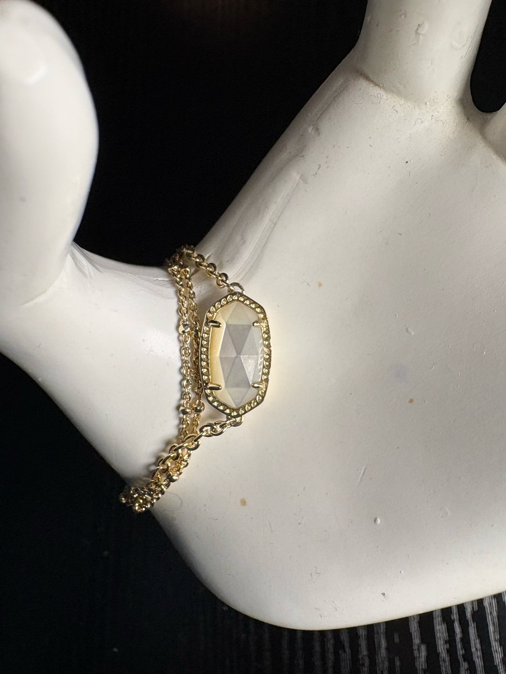 Kendra Scott Elaina Gold Multi Strand Chain Oval Bracelet Mother of Pearl - Picture 8 of 10
